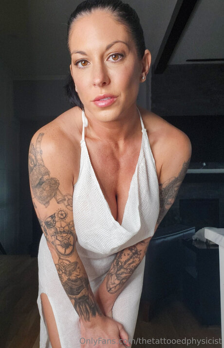 Thetattooedphysicist xxx actress images