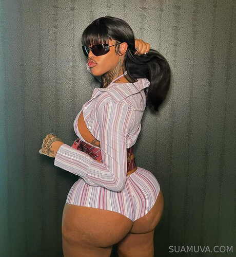 Thesuamuva nudes pornstar photos