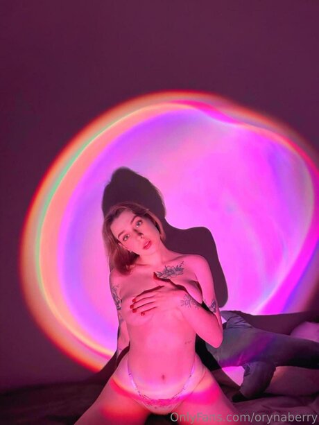 Orynaberry art actress gallery