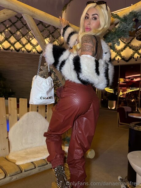 Danaemarifree erotic model pictures