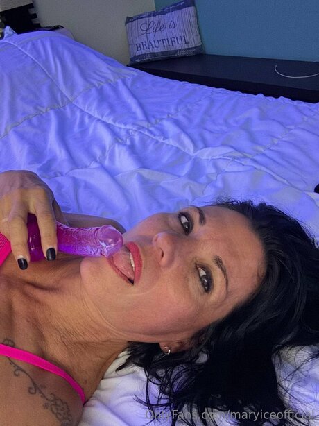 Maryiceofficial Profile pic