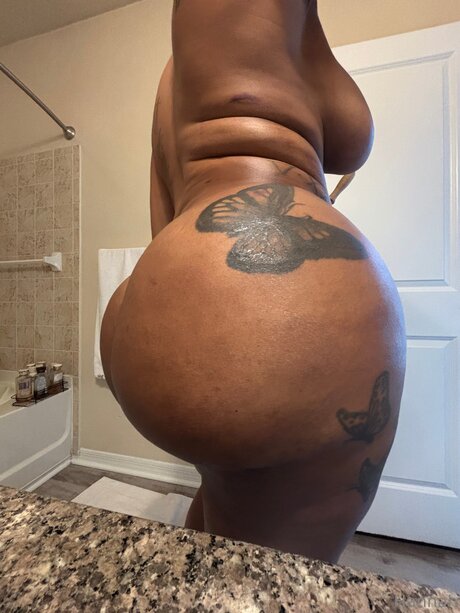 Lorid27 model sex pics