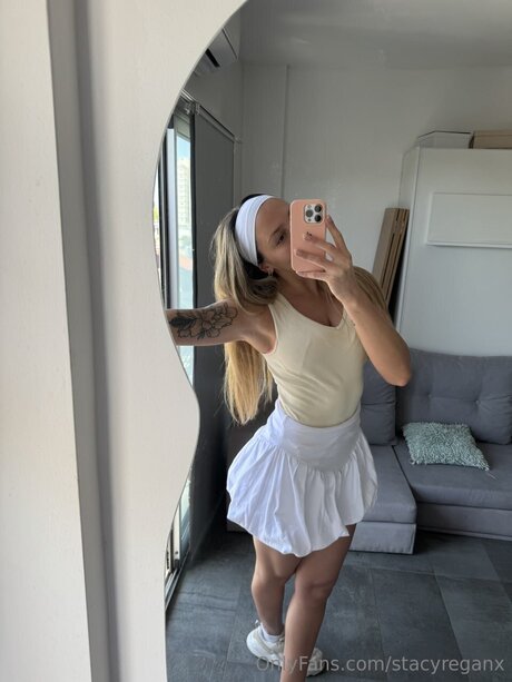 Stacyreganx free model photo