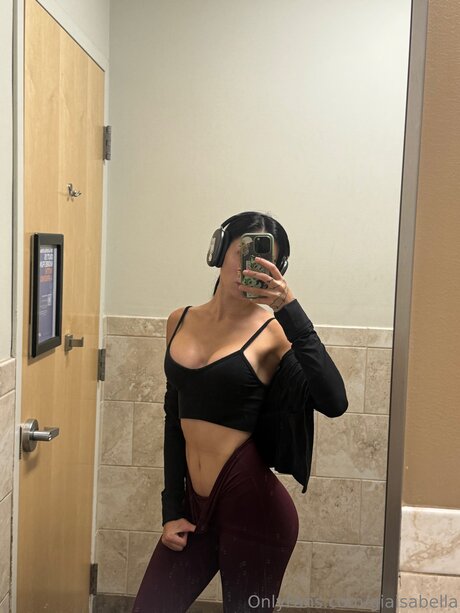 Giaisabella model img