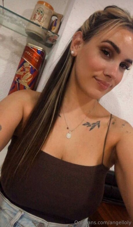 Angelloly model nudes img