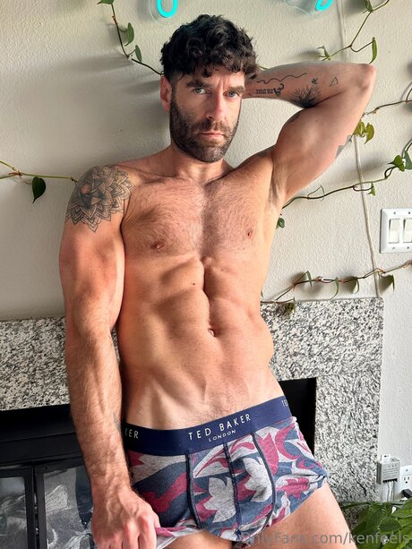 Kenfeels nude pornstar pics