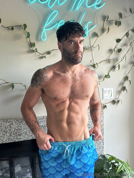 Kenfeels exclusive actress archive