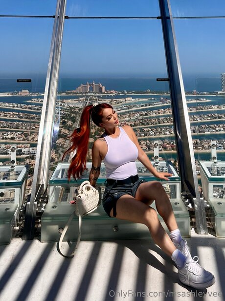 Travee pornstar xxx archive