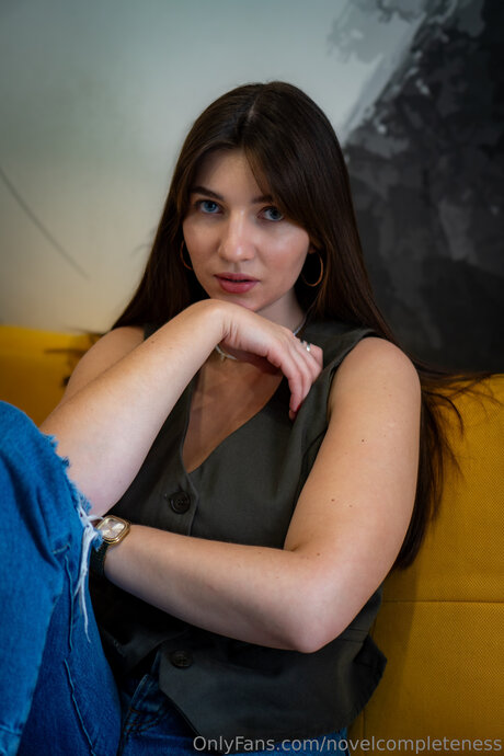 Novelcompleteness actress images