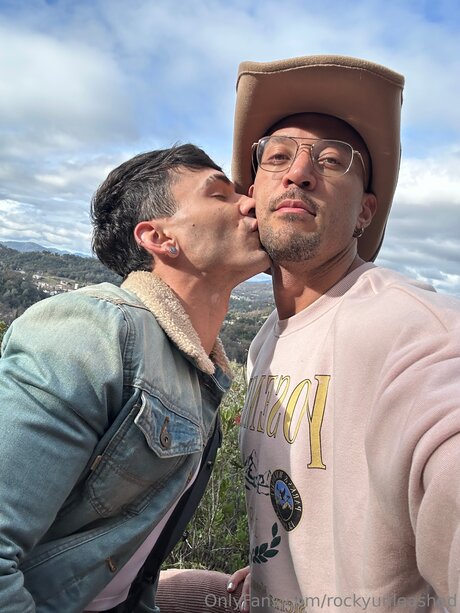 Rockyunleashed star art gallery