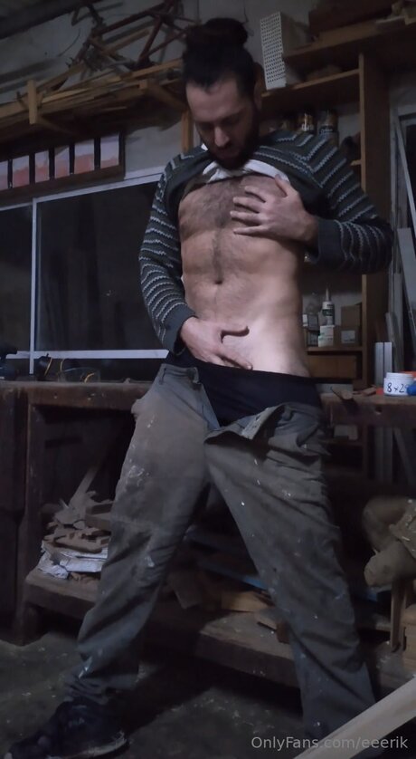 Eeerik naked star gallery