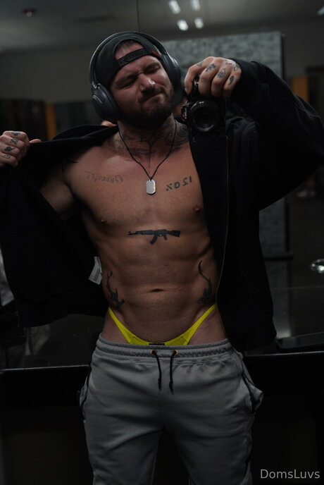 Domsluvz xxx actress gallery