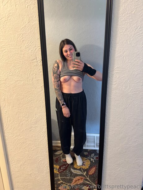 Brittsprettypeach beautiful model galleries