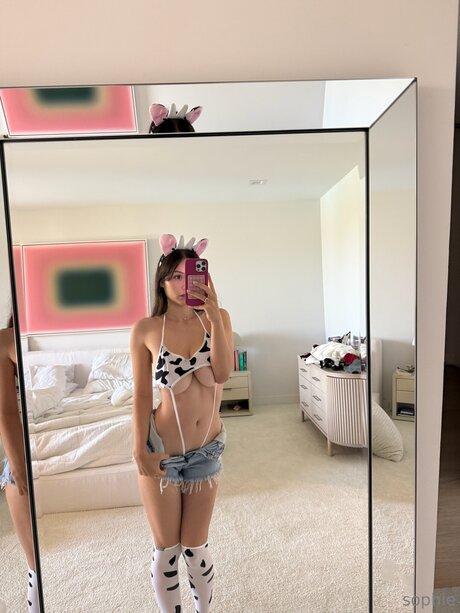 Sophiemudd erotic model photo