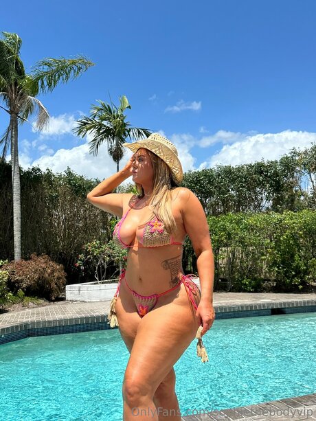 Sophiethebodyvip nudes star gallery