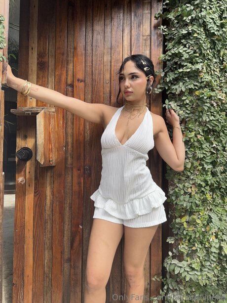 Layladelinexo pornographic star pictures