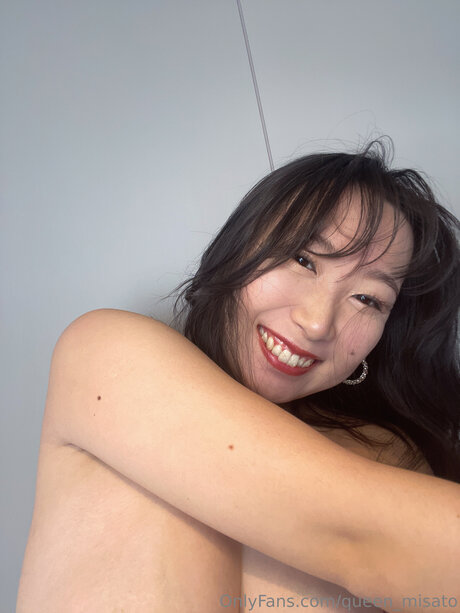 Queen Misato naked pornstar photo