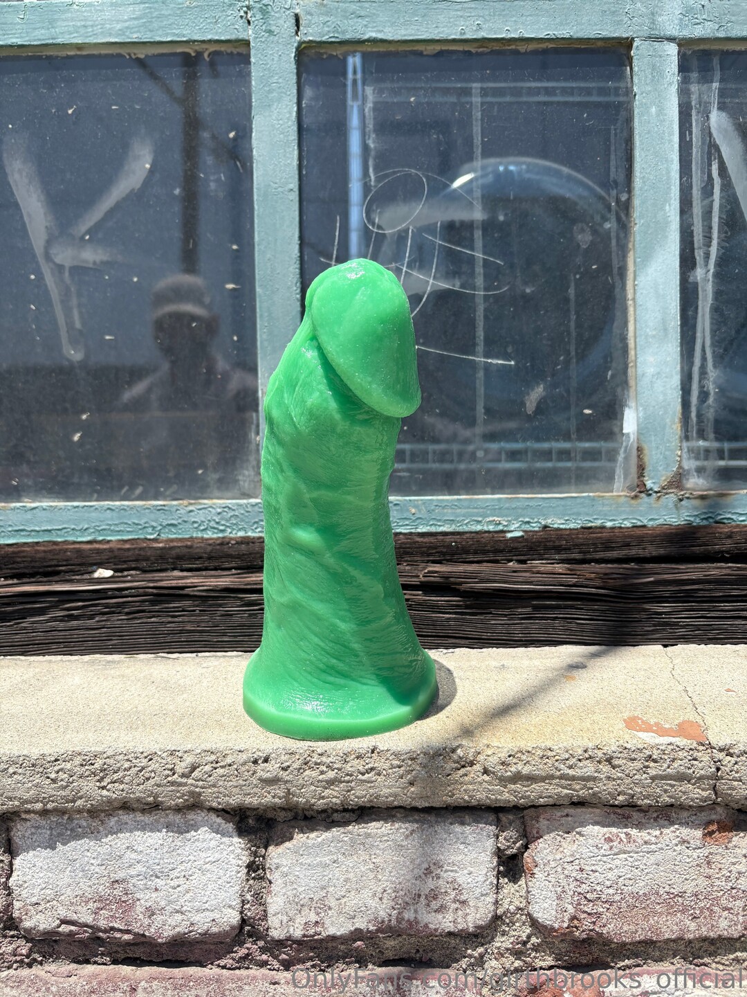 Girthbrooks Official porn model picture