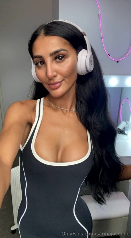 Sarinajasmine hot pornstar img