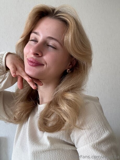 Amel Lia pornstar pretty photo