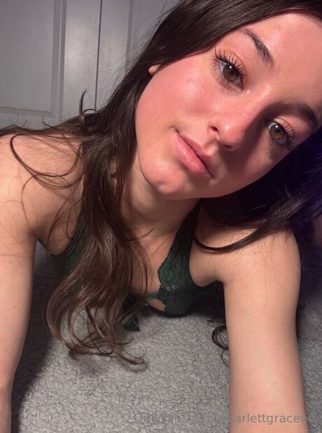 Scarlettgraceee nudes model gallery