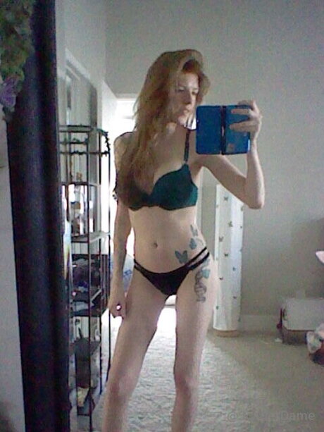 Scarletdame hot actress pics