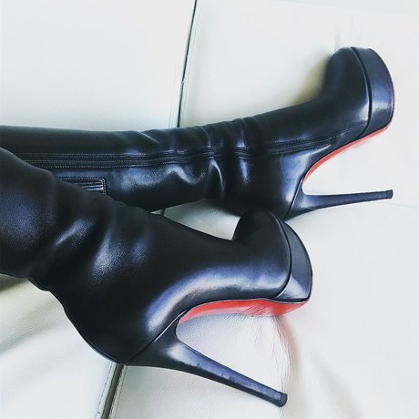 Lexi Sindel hd pornstar pics