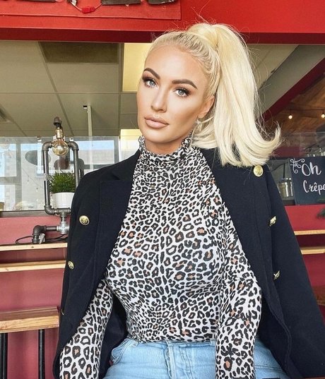 Kate Dee model porn photo