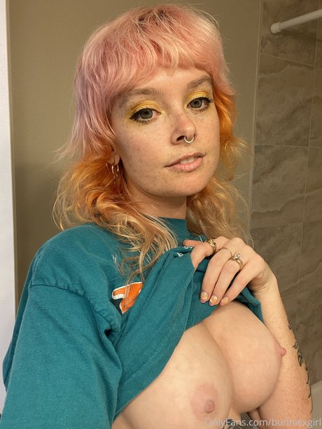 Bunniexgirl model hot photos