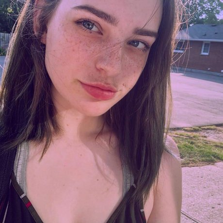 Victoria Rutter_ hd actress pic