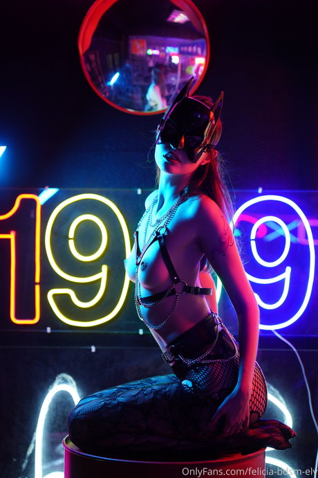 Felicia vina naked star archive