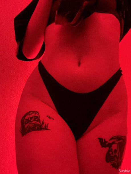 Sushia model exclusive photos