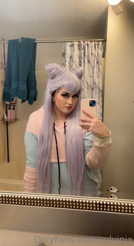 Sylvipix Young Goth Milf hot pornstar gallery