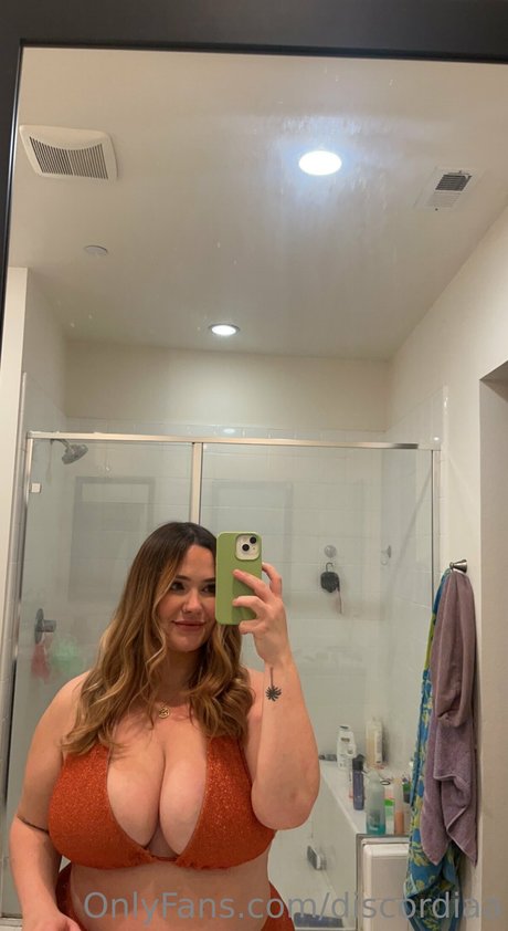 Discordiaa model exclusive galleries