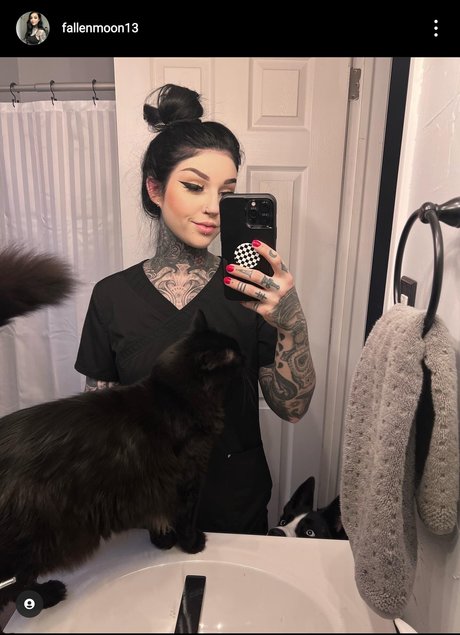 Briana Todd naked star images