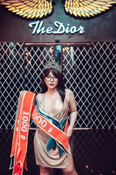 _Donut Nami erotic pornstar pics