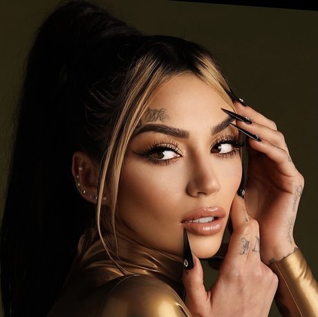 Ana Buhr Buldrini_ porn model photos