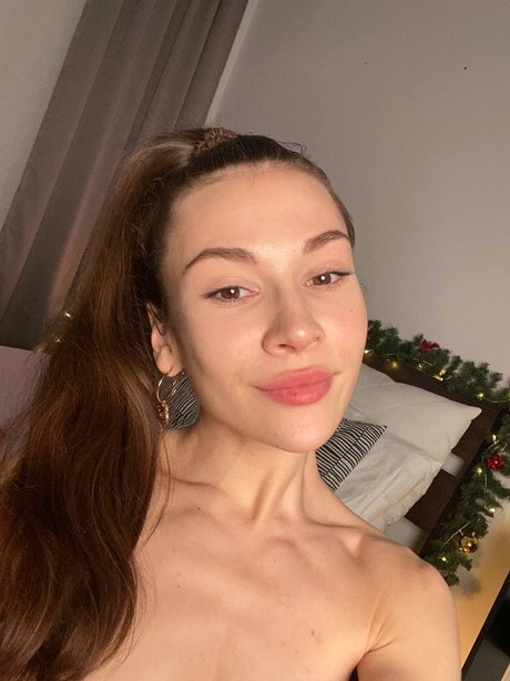 Sophie and Eva Purelovecult sexy actress photos