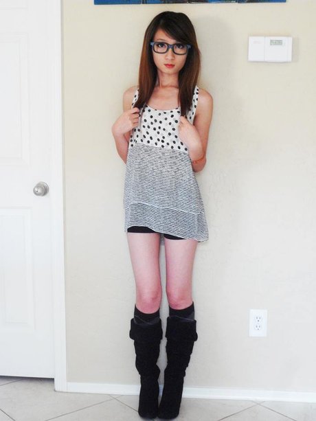 _Nancy Tran nude actress photos