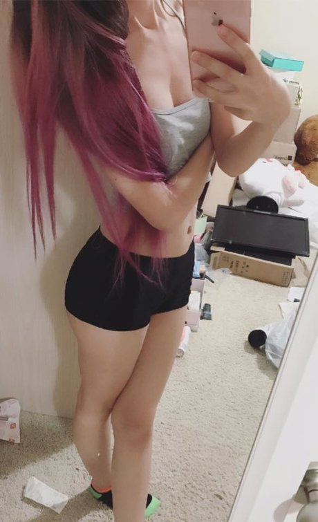 _Nancy Tran pretty model galleries