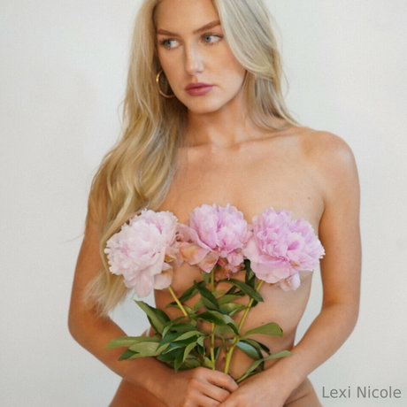 Lexi nicole naked model photos
