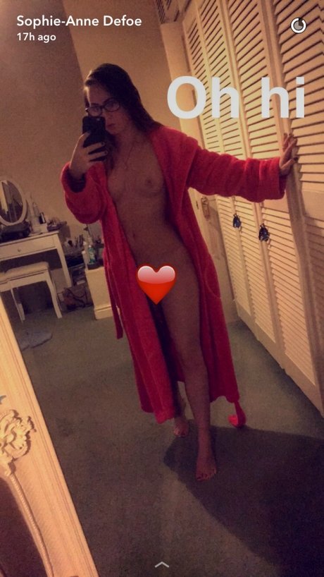 Sophie Anne Defoe_ naked actress pics