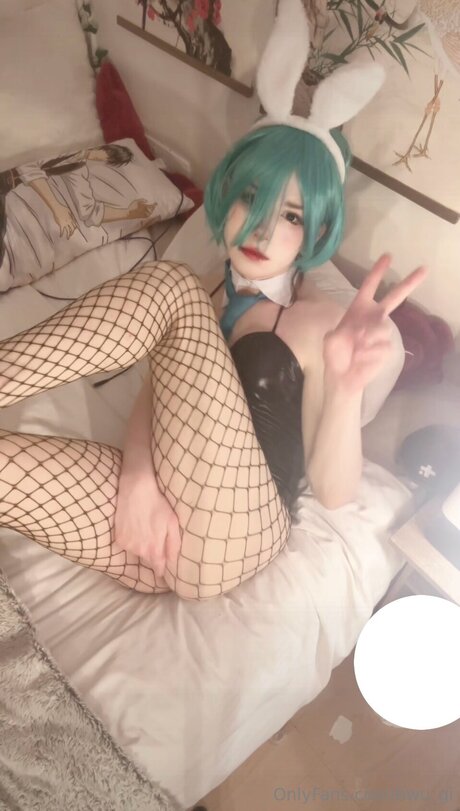 Bwu Gi erotic pornstar pic