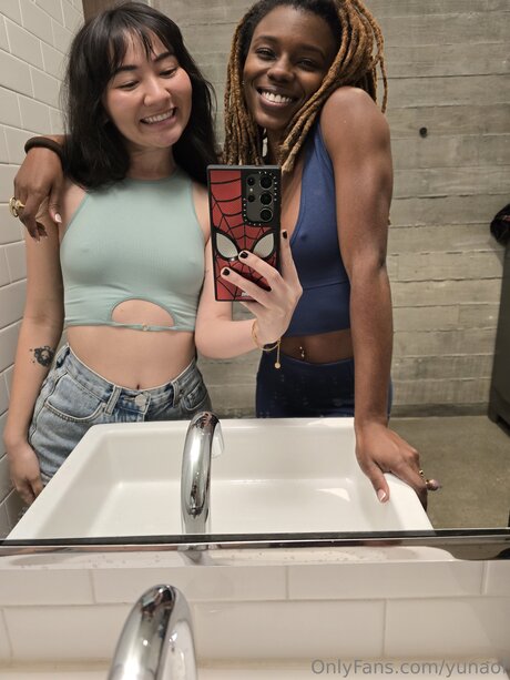 Yunaof pornstar art pic