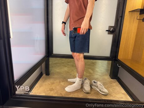 Slimcollegeboy top model gallery
