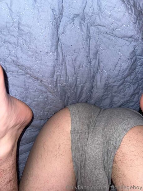 Slimcollegeboy model sexy pics