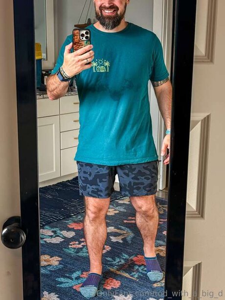 Tod With A Big D pretty model img