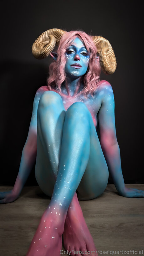 Roseiquartzofficial free actress img