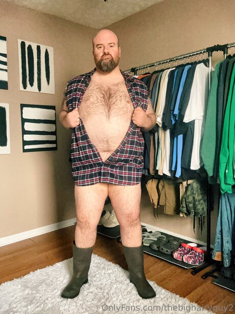 Thebighairyguy2 pornstar sex pic