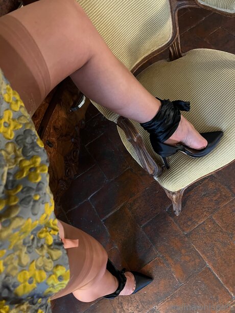 Malinawhispers star nudes img